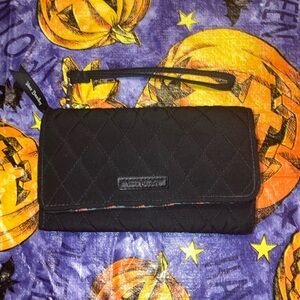 Black Vera Bradley wristlet/wallet